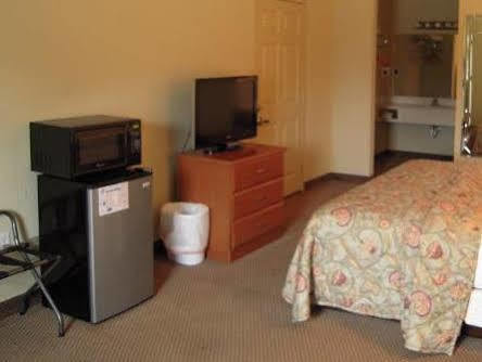 Piedmont City Heart Inn & Suites מראה חיצוני תמונה
