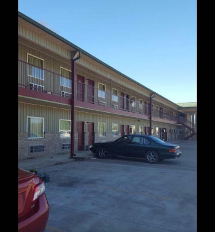 Piedmont City Heart Inn & Suites מראה חיצוני תמונה